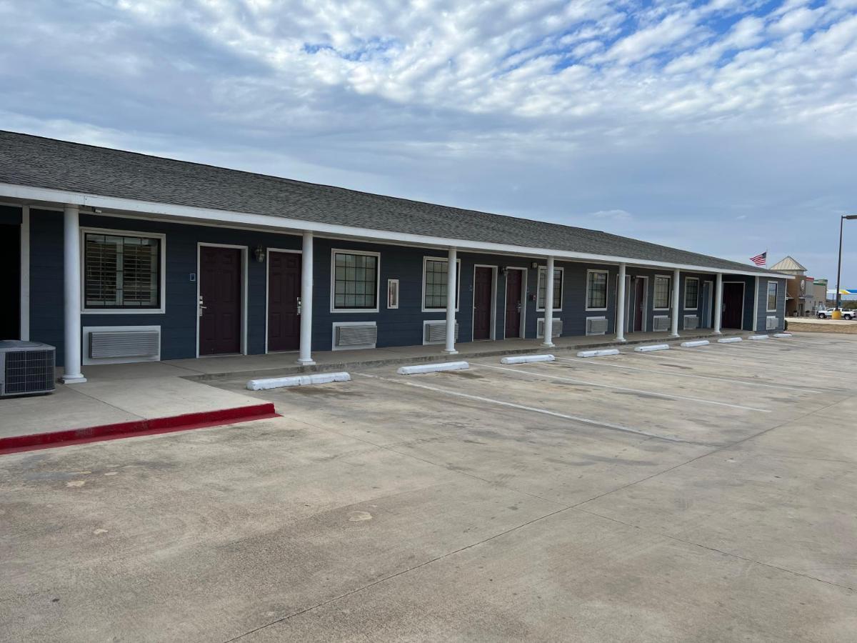 Hotel Bien Venido Pearsall Exterior foto